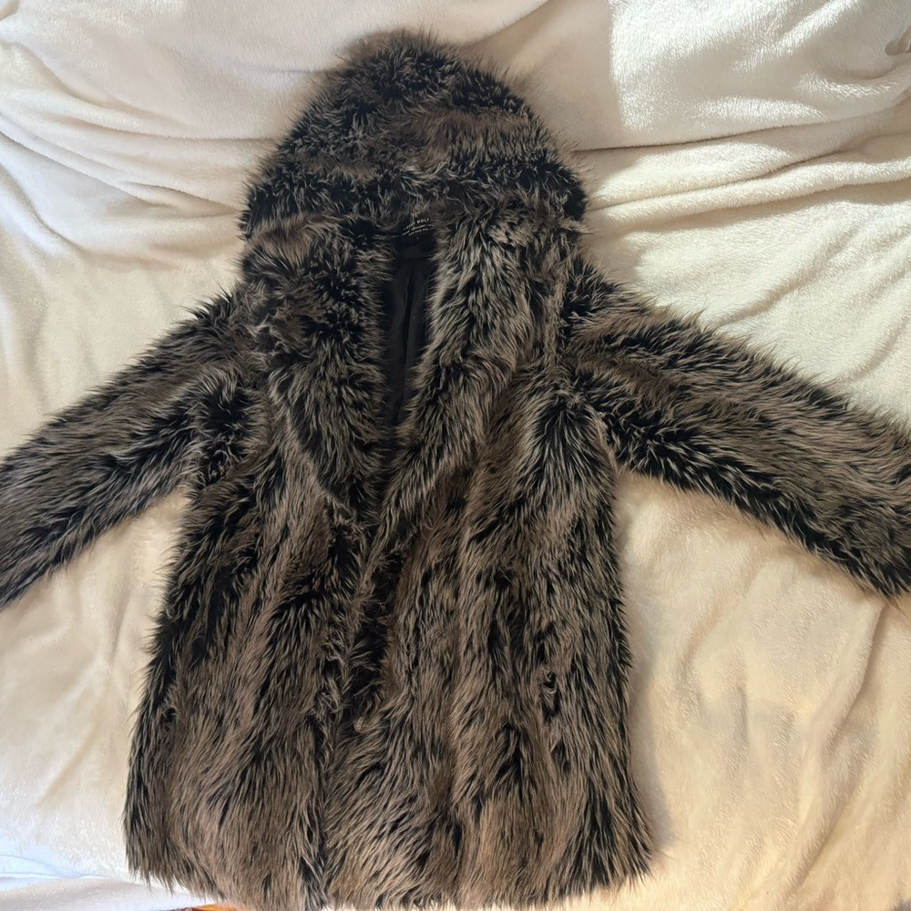 Size small spirit hood faux fur jacket